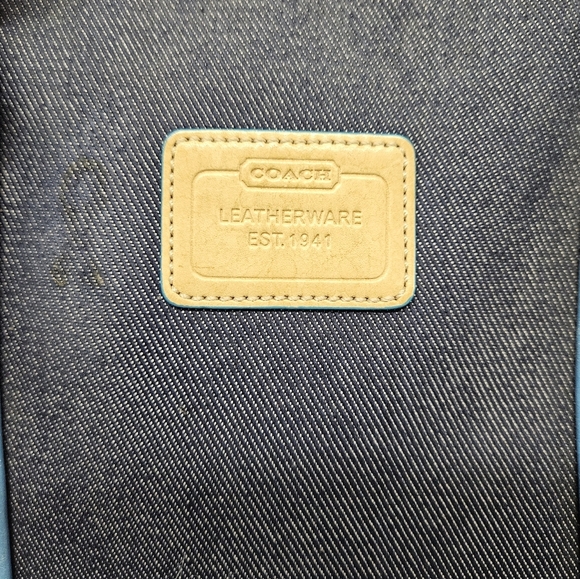 Coach Hampton Large Denim and Leather Tote Bag In Blue Denim and Tan A05Q-5193 - Picture 13 of 17